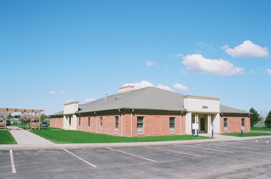 More Photos Of 1850-1860 Buffalo Rd, Rochester Office For Sale