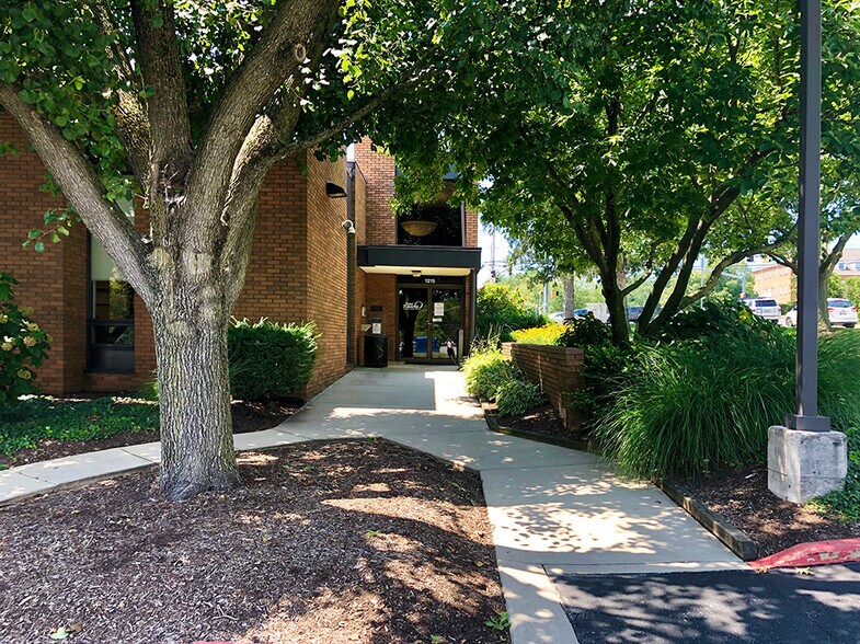 More Photos Of 1215 York Rd, Lutherville Timonium Medical For Lease