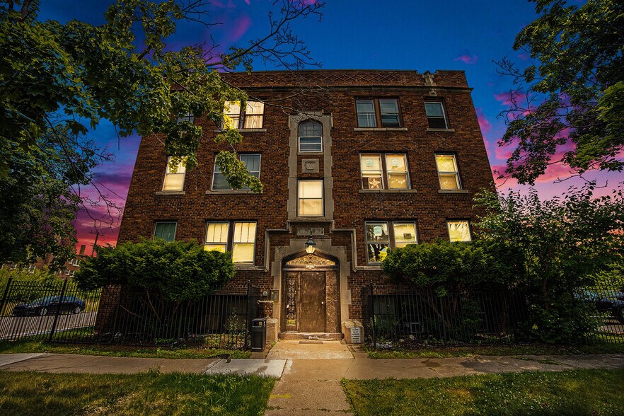 More Photos Of 16940 Log Cabin St, Detroit Apartments For Sale