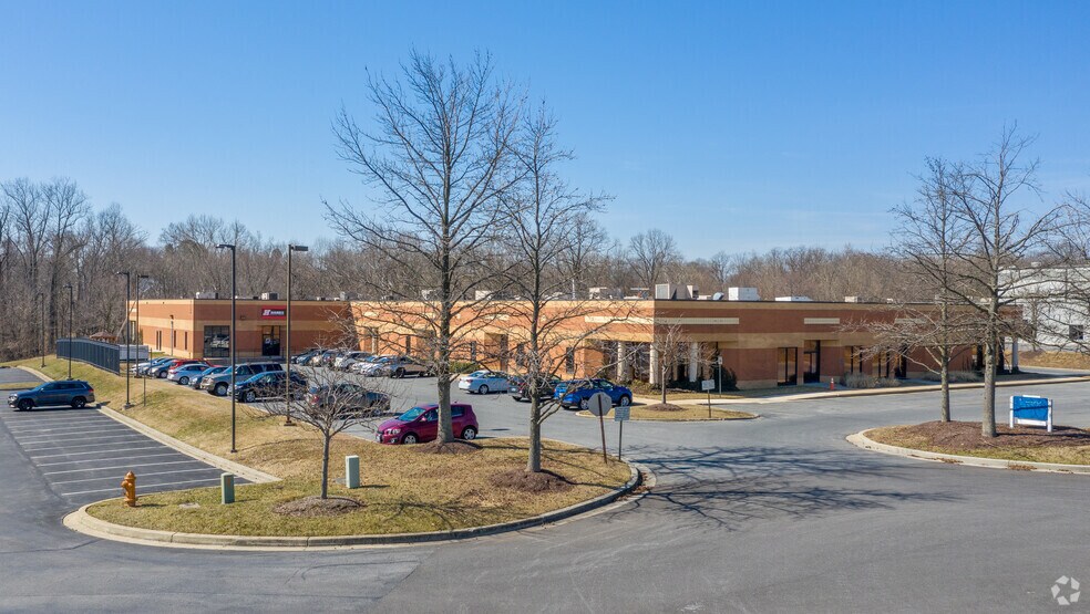 More Photos Of 6855 Deerpath Rd, Elkridge Office For Lease