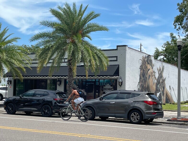 Primary Photo Of 553 9th St N, Saint Petersburg Freestanding For Lease