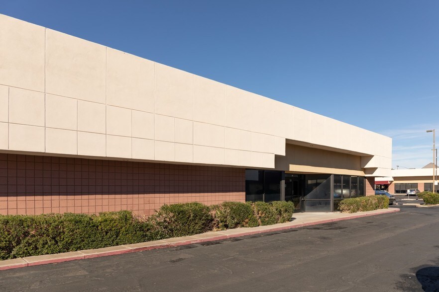 More Photos Of 2909-2917 S Dobson Rd, Mesa Storefront Retail Office For Lease