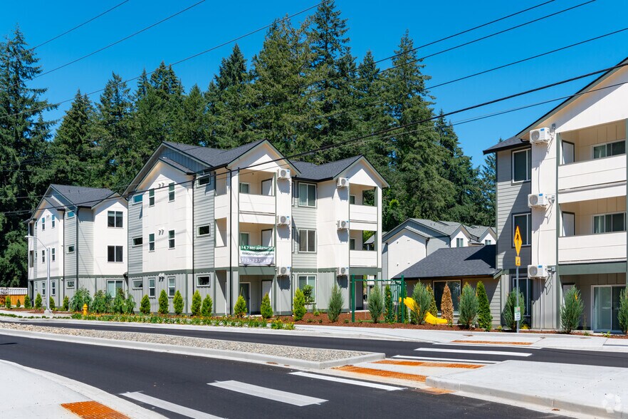 More Photos Of 7911 Washington Blvd SW, Lakewood Apartments For Sale