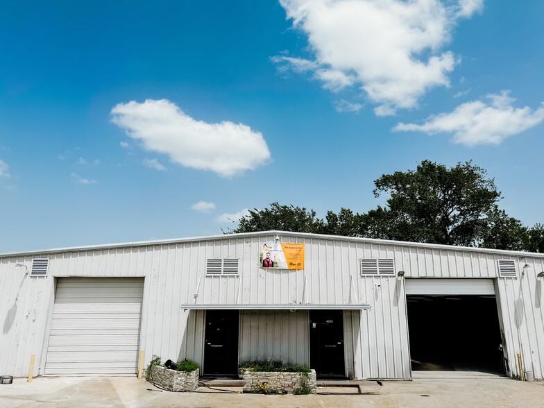 Primary Photo Of 4003 Waldo Rd, Houston Warehouse For Sale