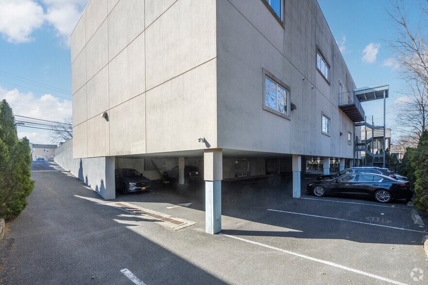 More Photos Of 1931 Richmond Ave, Staten Island Storefront Retail Office For Sale