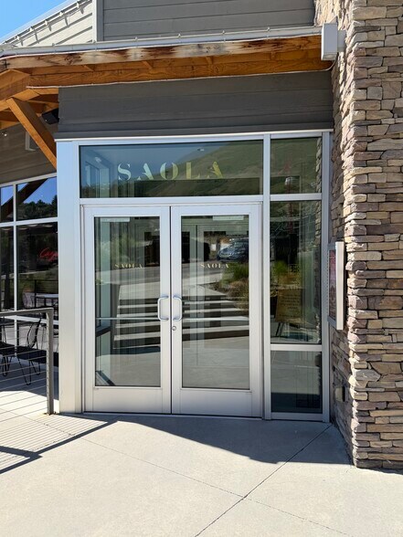 More Photos Of 7307 S Canyon Center Pky, Cottonwood Heights Restaurant For Sale