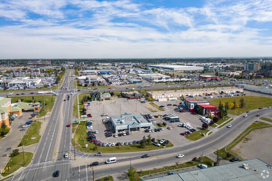 More Photos Of 2730 23 St NE, Calgary Auto Dealership For Sale