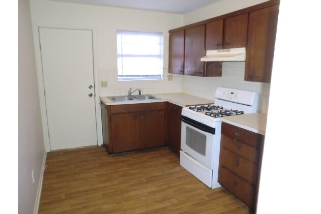 More Photos Of 3102-3112 N 51st Ter, Kansas City Multifamily For Sale