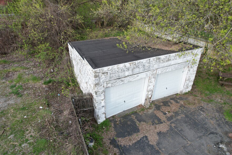 More Photos Of 299 Clinton St, Binghamton Apartments For Sale