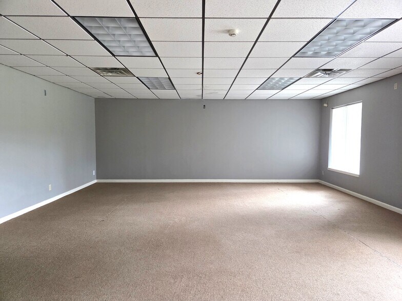 More Photos Of 2200 Foote Ave, Jamestown Medical For Sale