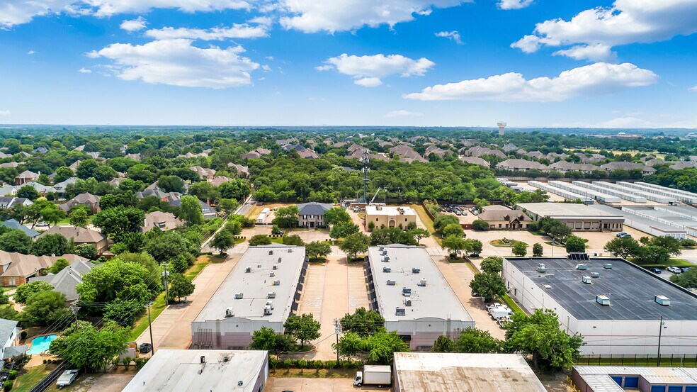 More Photos Of 1900 Industrial Blvd, Colleyville Light Manufacturing For Lease