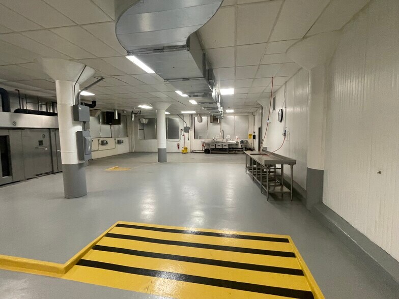 More Photos Of 3931 S Leavitt St, Chicago Food Processing For Sale