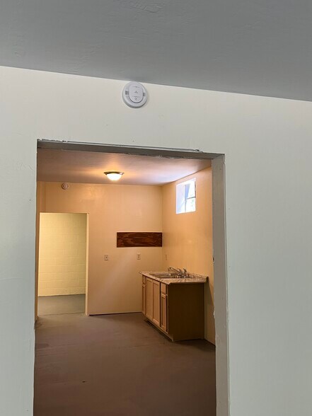 More Photos Of 48017 Highway 58, Oakridge Storefront For Sale