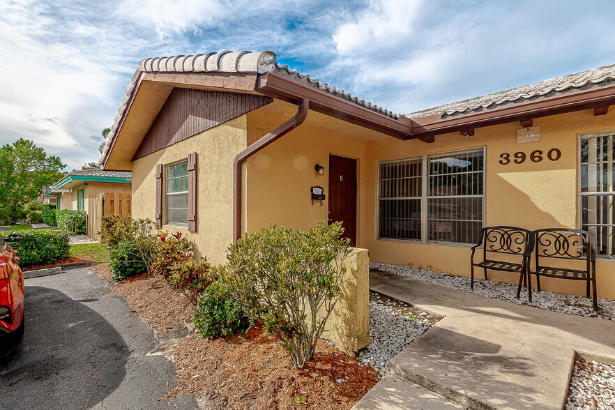 More Photos Of 3960 NW 110th Ave, Coral Springs Multifamily For Sale