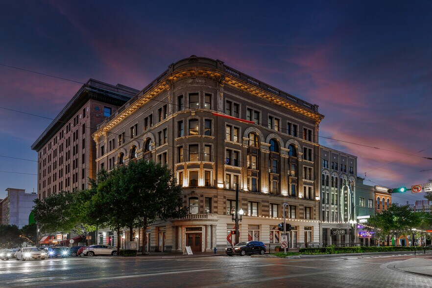 Primary Photo Of 917 Franklin St, Houston Office For Lease