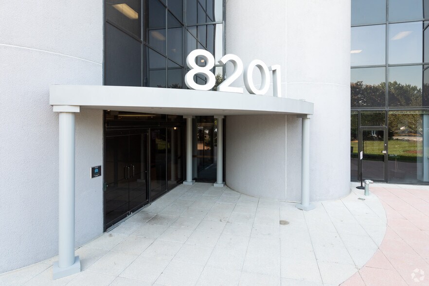 More Photos Of 8201 Corporate Dr, Landover Office For Lease
