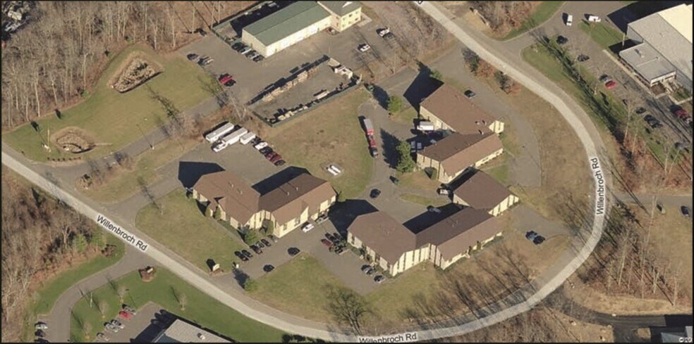 Primary Photo Of 91 Willenbrock Rd, Oxford Flex For Sale
