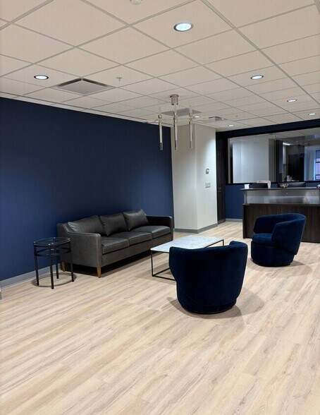 More Photos Of 109 S Warren St, Syracuse Office Residential For Lease