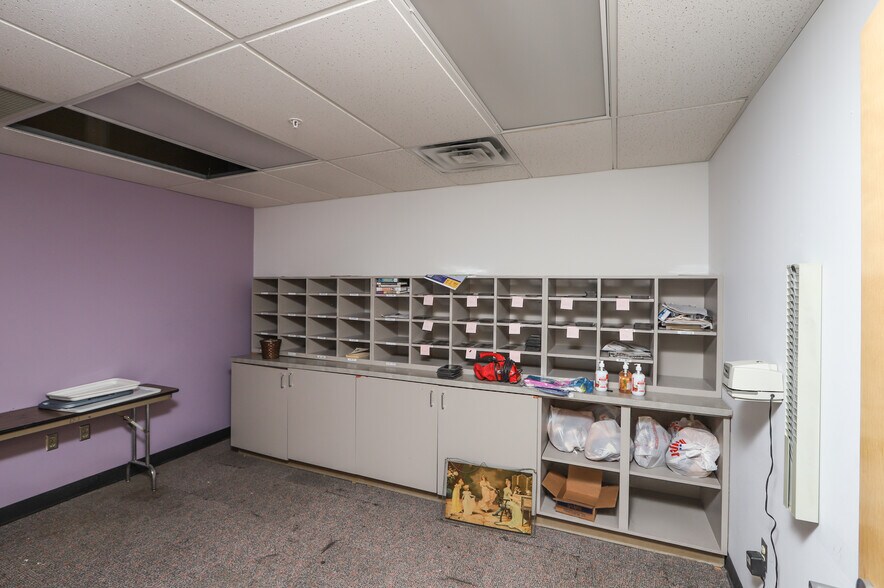 More Photos Of 184 Salem Ave, Dayton Office Residential For Lease