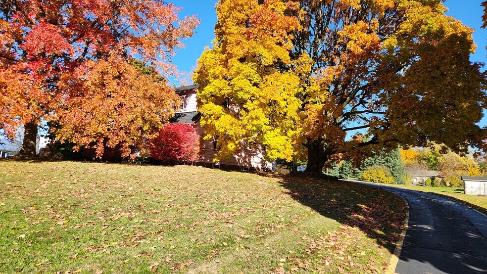 More Photos Of 805 W Maple St, Hartville Land For Sale