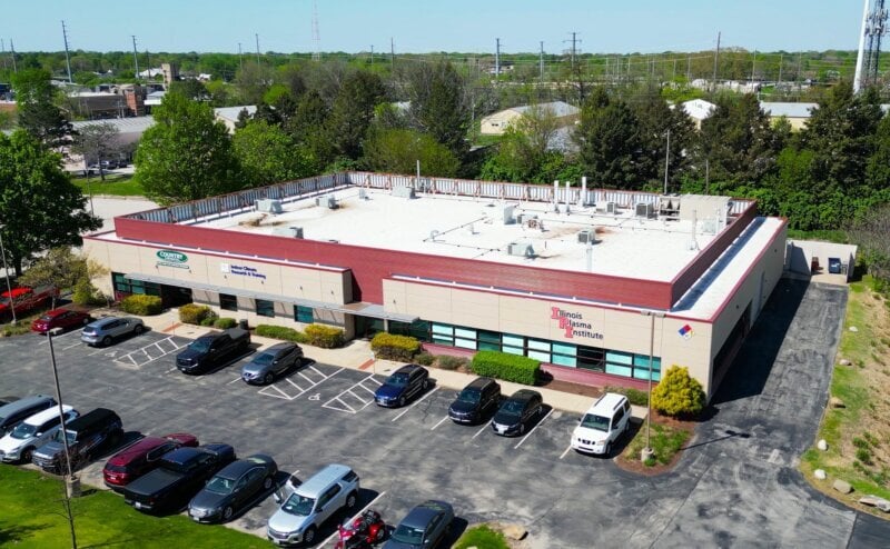 Primary Photo Of 2111 S Oak St, Champaign Research And Development For Lease