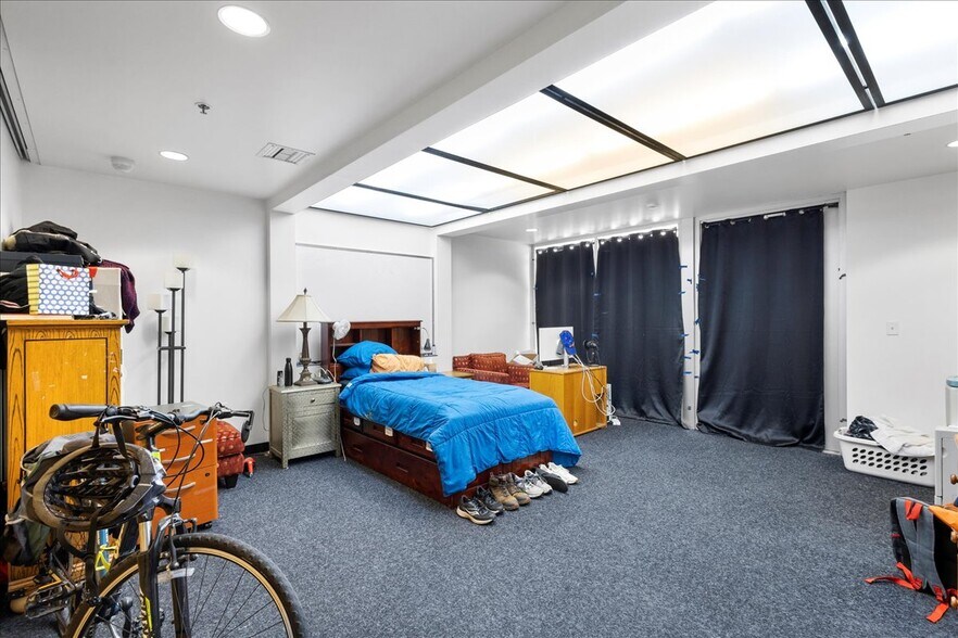 More Photos Of 482 W MacArthur Blvd, Oakland Medical For Sale