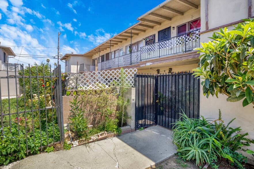 More Photos Of 1625 Lomita Blvd, Harbor City Apartments For Sale
