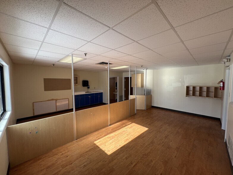 More Photos Of 6860 Fountains Blvd, West Chester Daycare Center For Lease