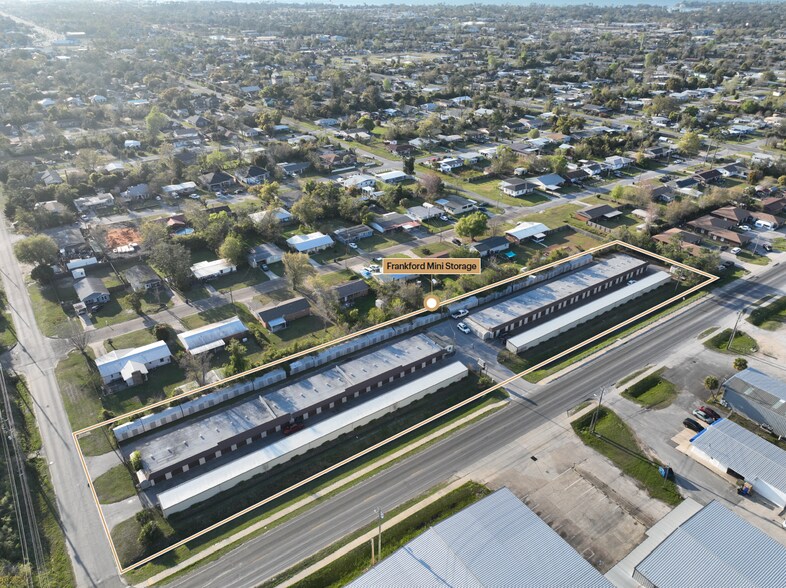 More Photos Of 1717 Frankford Ave, Panama City Self Storage For Sale
