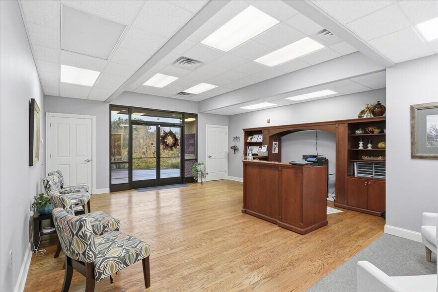 More Photos Of 8862 Cedar Springs Ln, Knoxville Office For Lease