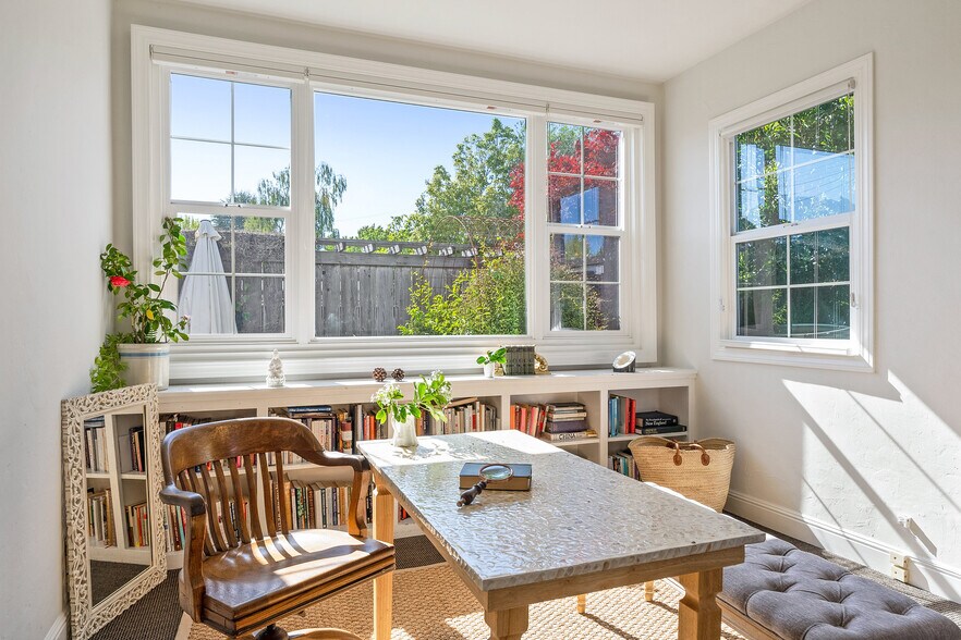More Photos Of 125-131 Camino Alto, Mill Valley Office For Lease