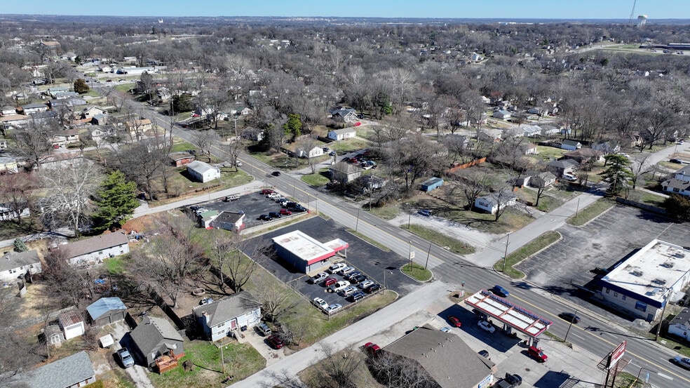 More Photos Of 4600 N Brighton Ave, Kansas City Industrial For Sale