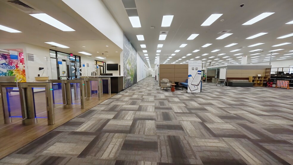 More Photos Of 2914 SE I St, Bentonville Office For Lease