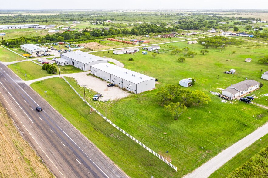 More Photos Of 8081 E US Highway 175, Kemp Warehouse For Sale
