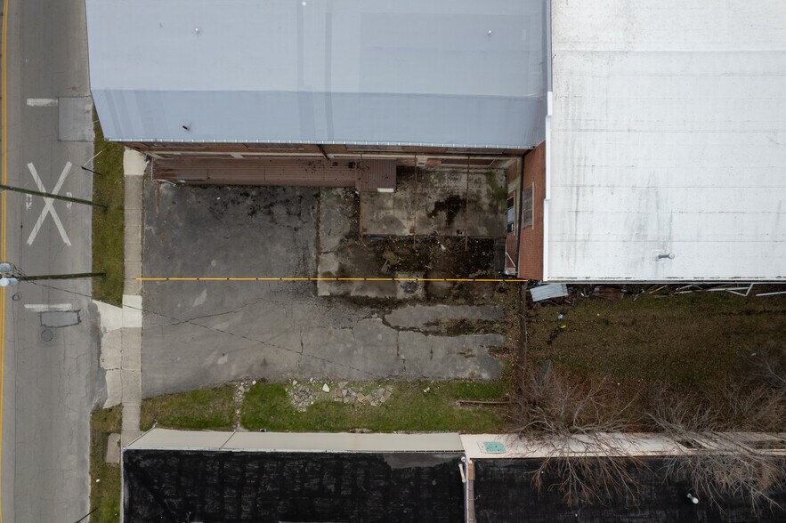 More Photos Of 435 N Elizabeth St, Lima Warehouse For Sale
