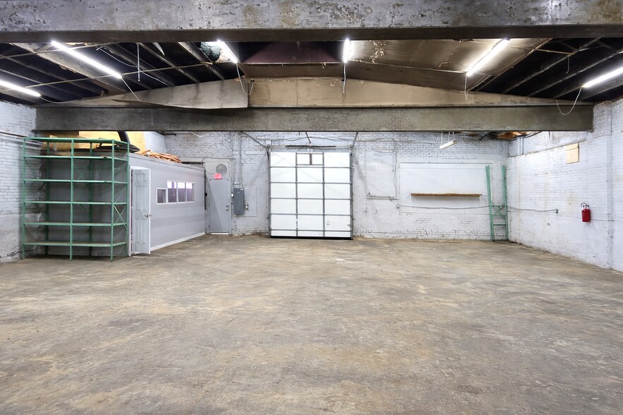 More Photos Of 198 Wyoming St, Wilkes Barre Service For Lease