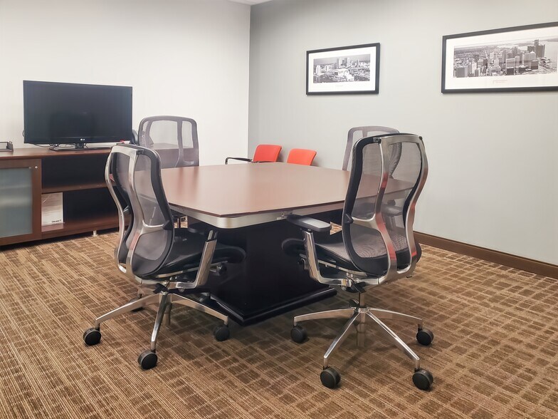 More Photos Of 1100 W Town and Country Rd, Orange Coworking Space