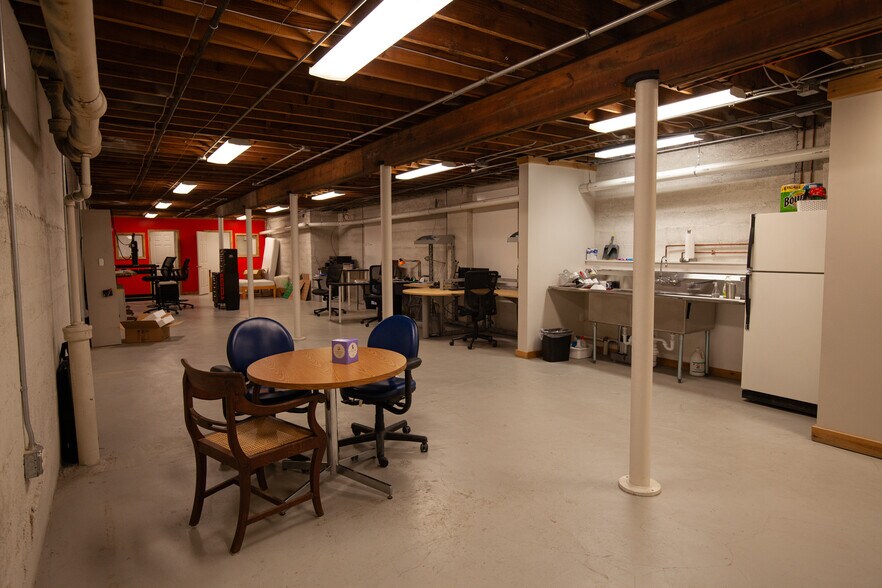 More Photos Of 319-323 S Main St, Ann Arbor Office Residential For Lease