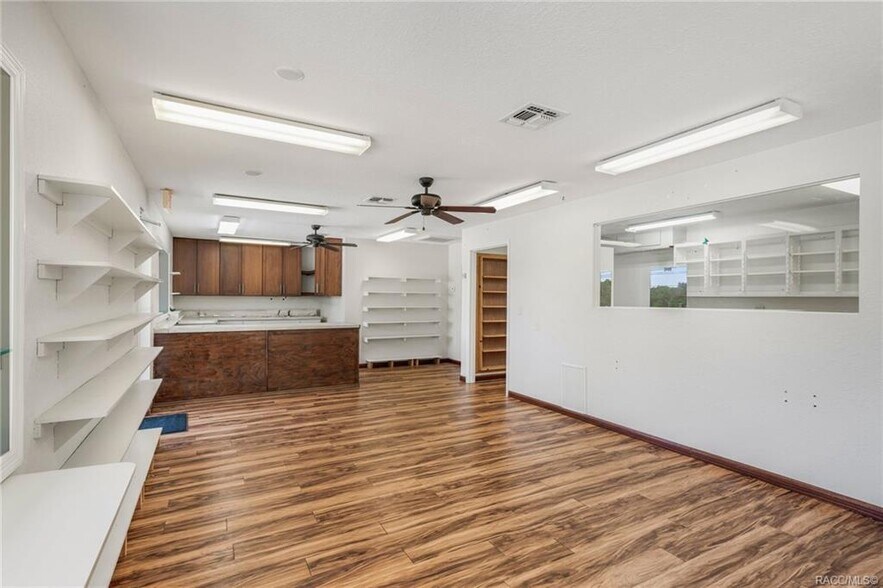 More Photos Of 3490 W Dunnellon Rd, Dunnellon Storefront Retail Office For Sale
