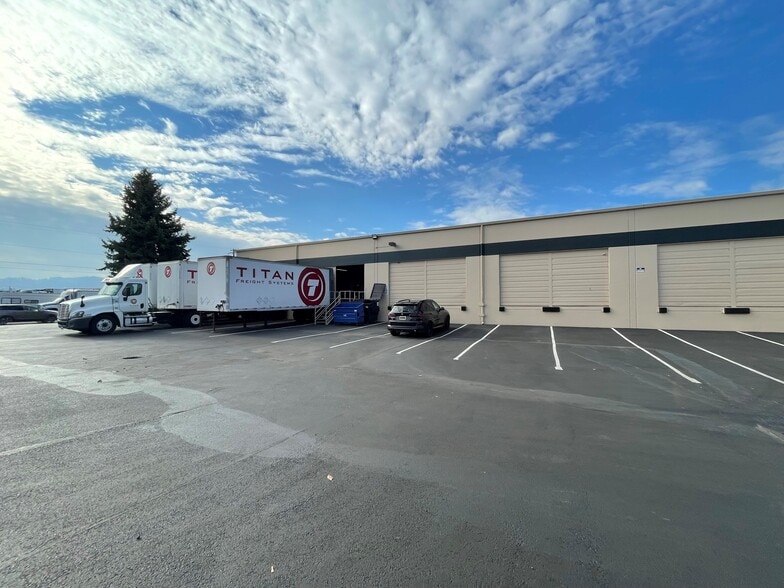 More Photos Of 2611 W 5th Ave, Eugene Warehouse For Lease