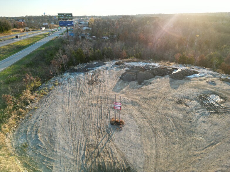 More Photos Of Crews Dr, Saint Clair Land For Lease