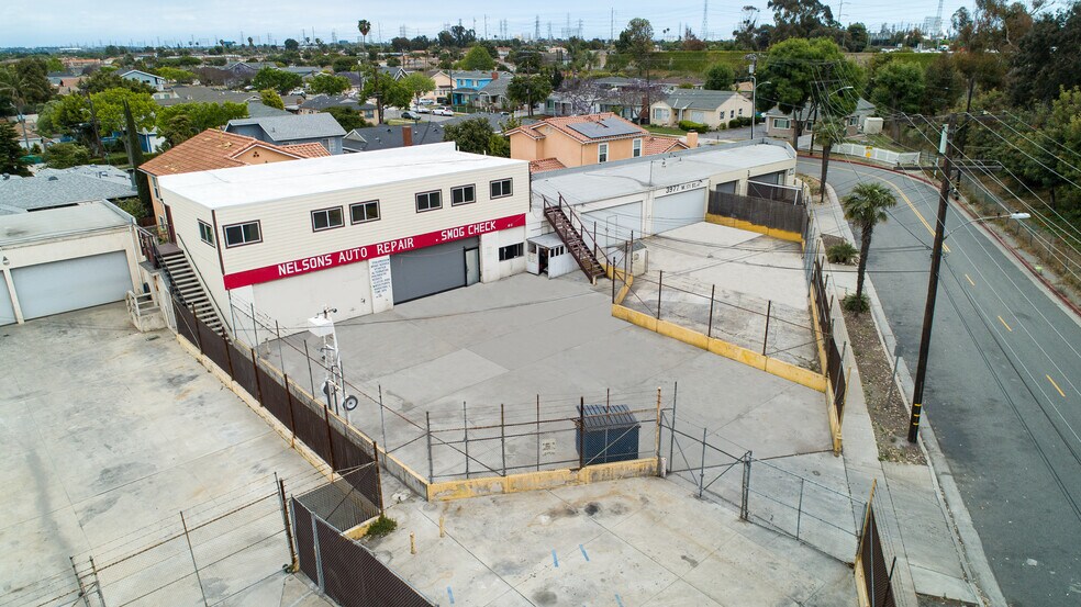 More Photos Of 3977 W 171st St, Torrance Service For Sale