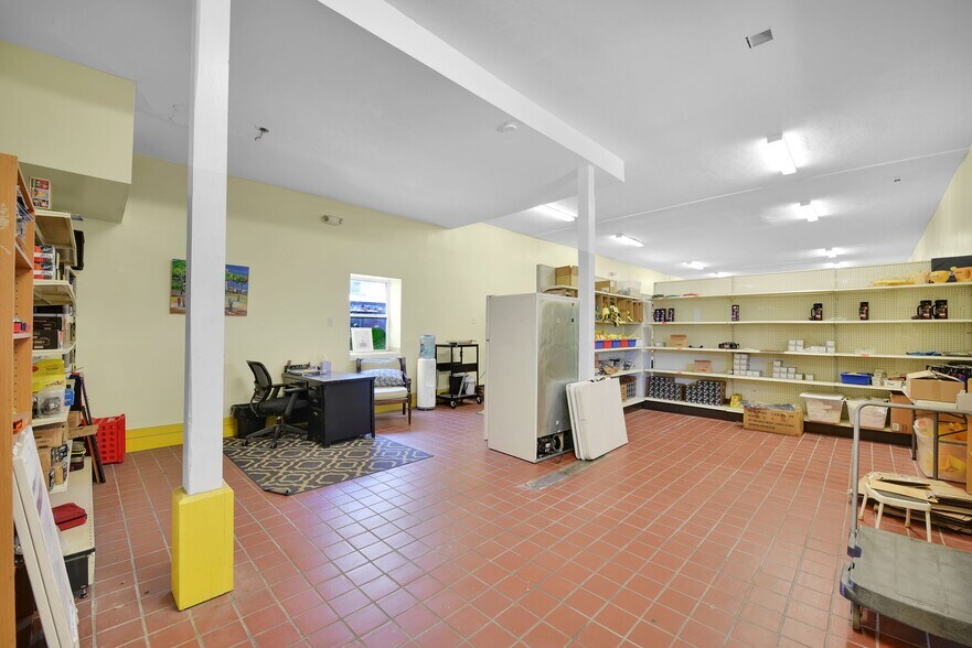 More Photos Of 228 N 2nd St, Fernandina Beach Warehouse For Sale