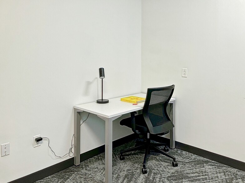 More Photos Of 1500 Astor Ave, Bronx Coworking Space