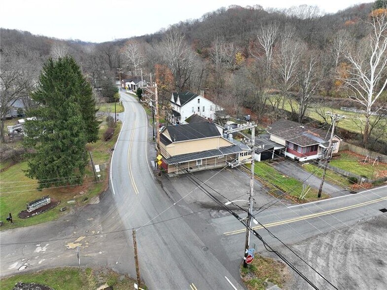 More Photos Of 3 Walker's Mill Rd, Collier Township Restaurant For Sale