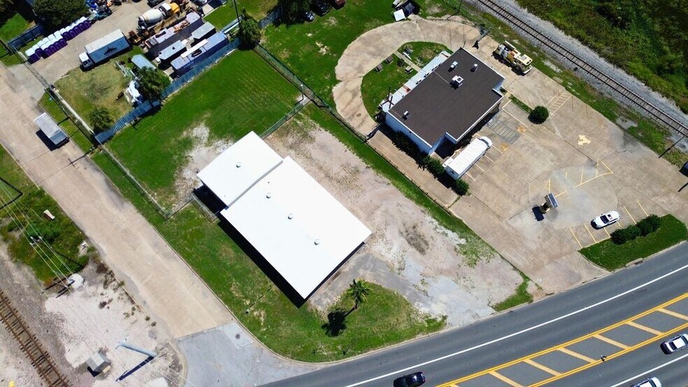 More Photos Of 8017 Harborside Dr, Galveston Loft Creative Space For Sale