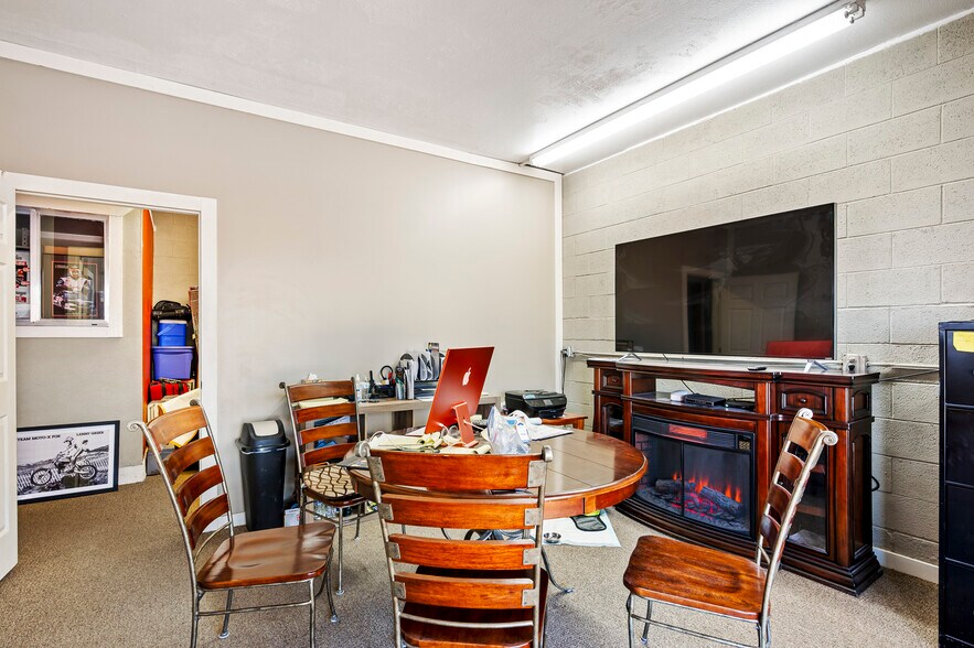 More Photos Of 1157 S Main St, Cedar City Auto Repair For Sale