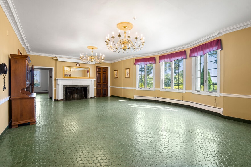 More Photos Of 50 Mansion Dr, Rowley Skilled Nursing Facility For Sale