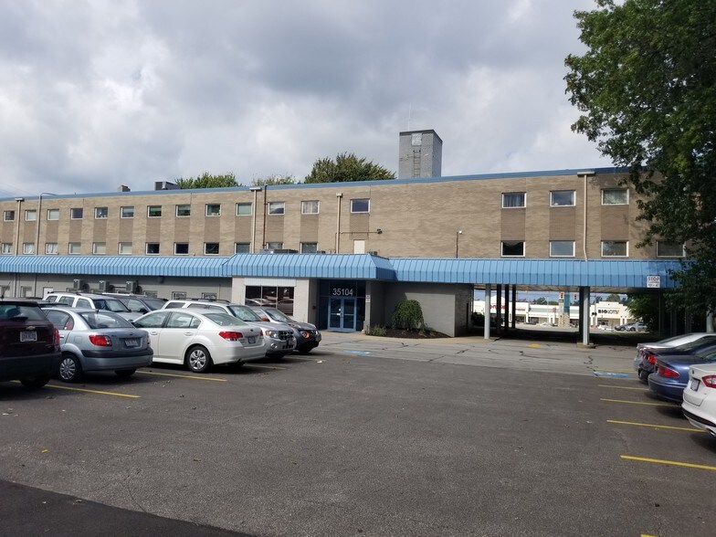 More Photos Of 35104 Euclid Ave, Willoughby Medical For Lease