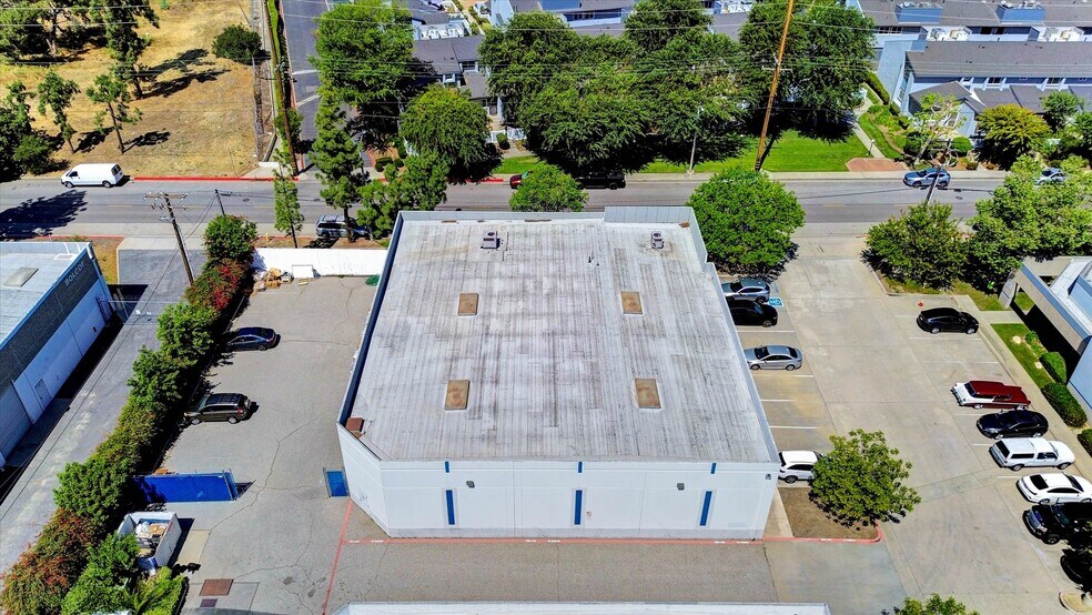 More Photos Of 920 W 10th St, Azusa Warehouse For Sale